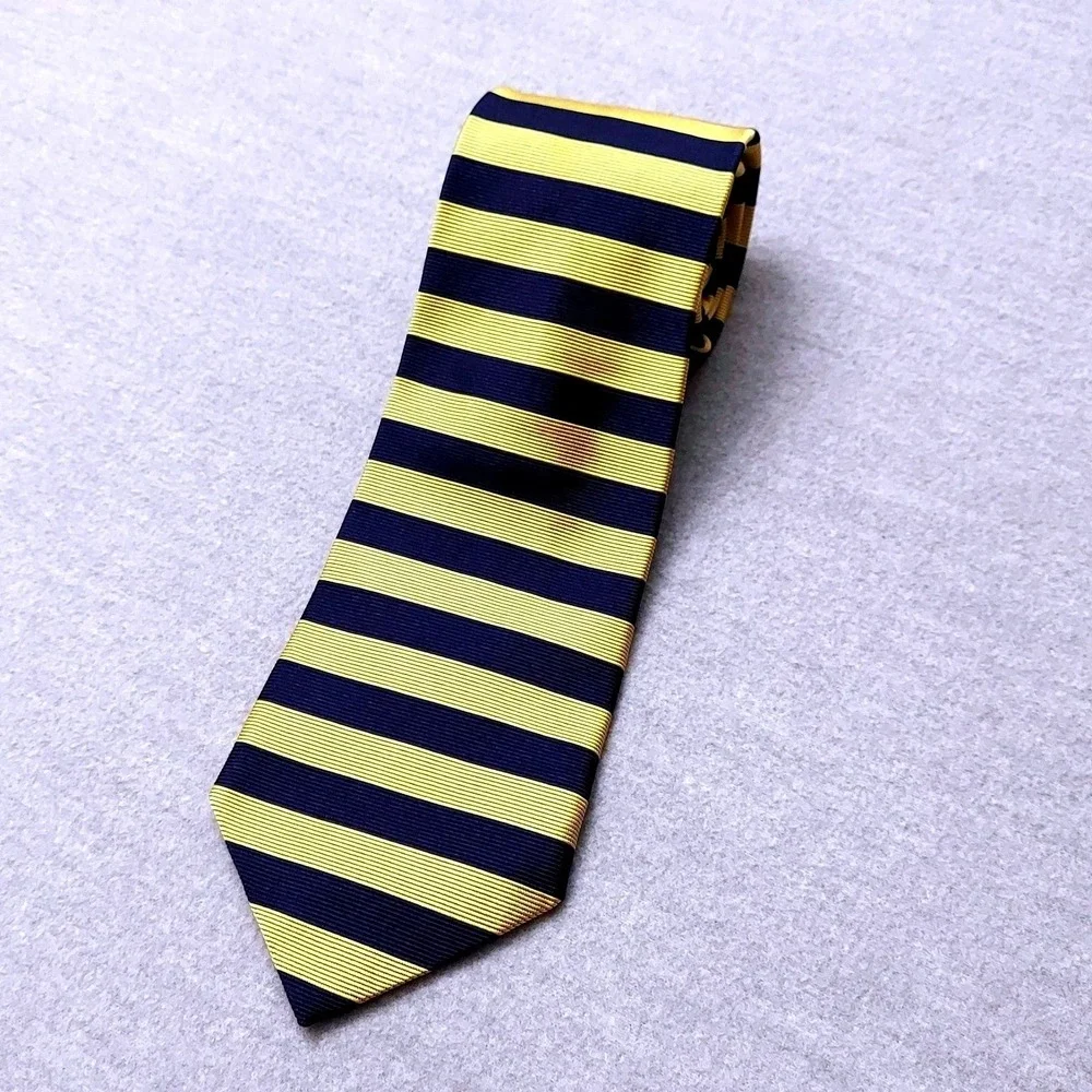 VTG‎ Brooks Brothers Silk Repp Tie Mens One Size Navy Gold Stripe Classic Preppy